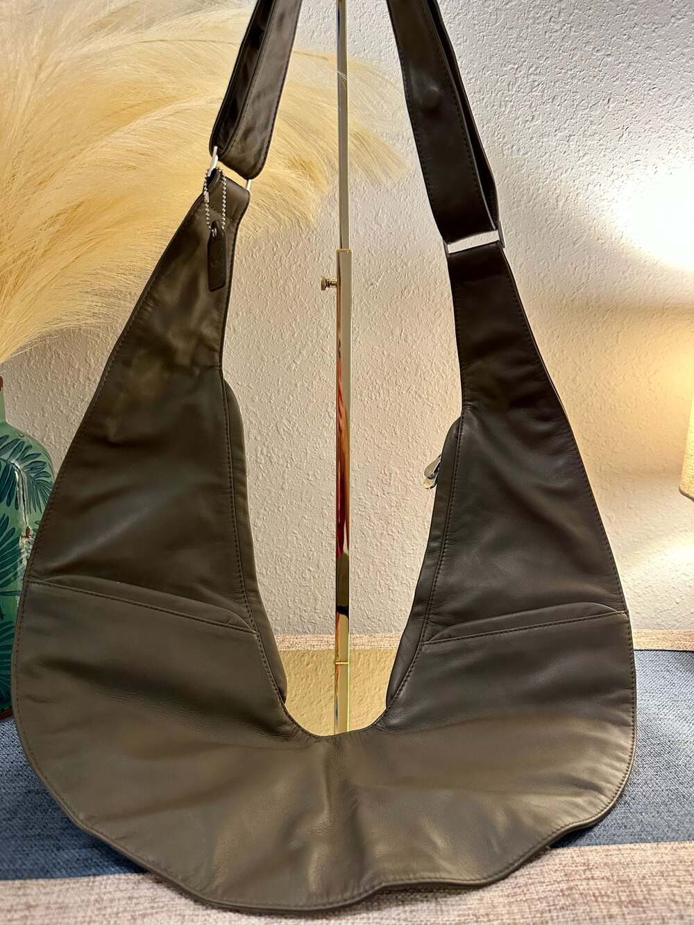 Sash 'Yosemite Romance' 2023 Edition Genuine Leather in Shale Crossbody Sling Ba